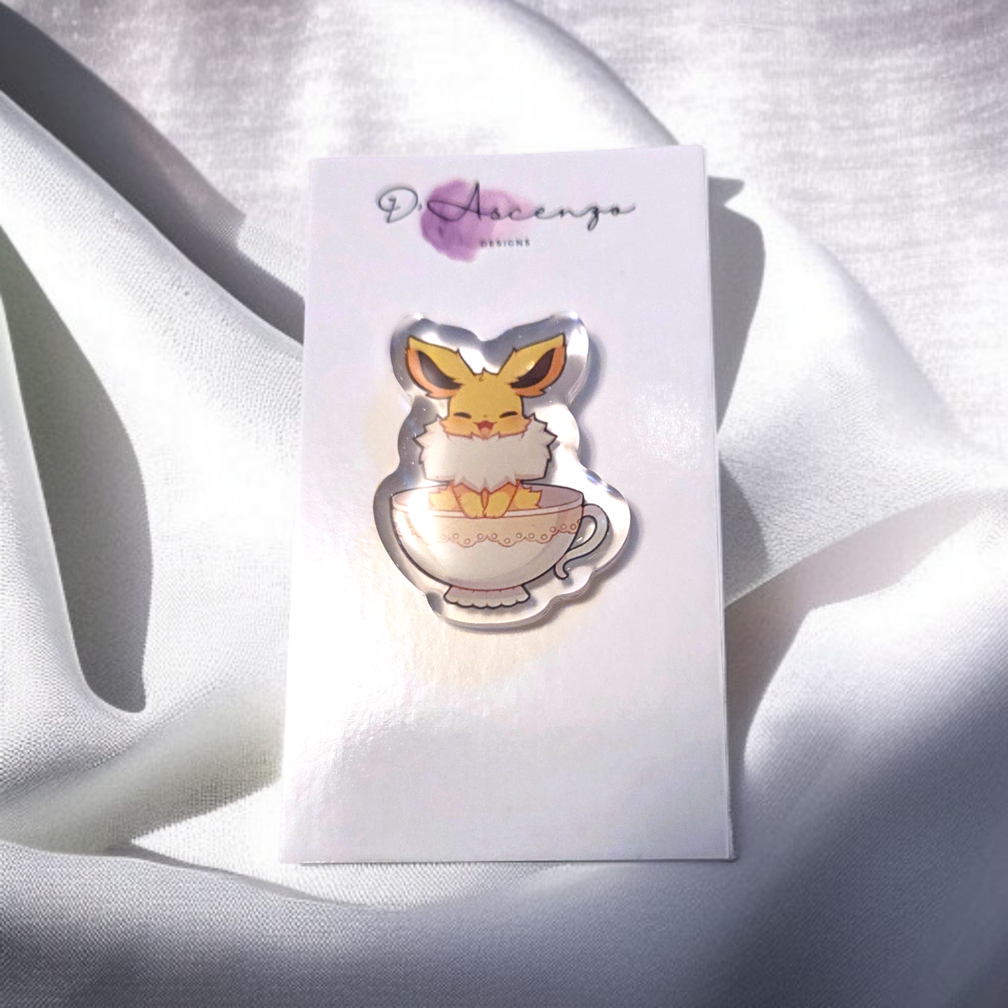 Pokemon Acrylic Teaveelution Pin: Jolteon